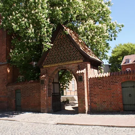 Buetow We6 Mit Parkplatz - Abc12 *